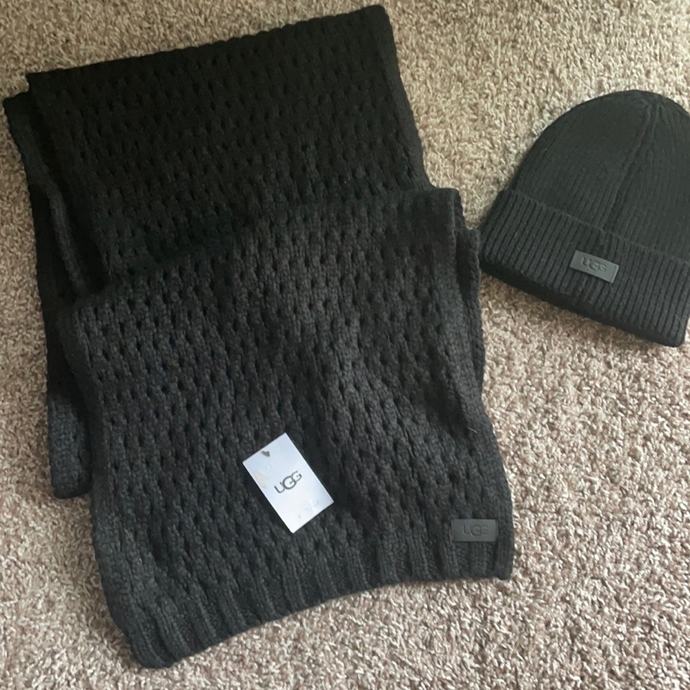 Black UGG scarf and Beanie